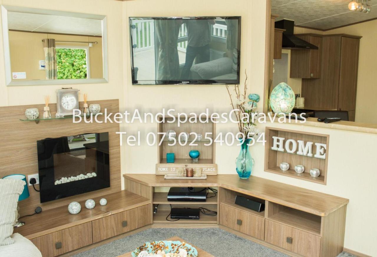 Blackpool Caravans Marton Mere エクステリア 写真