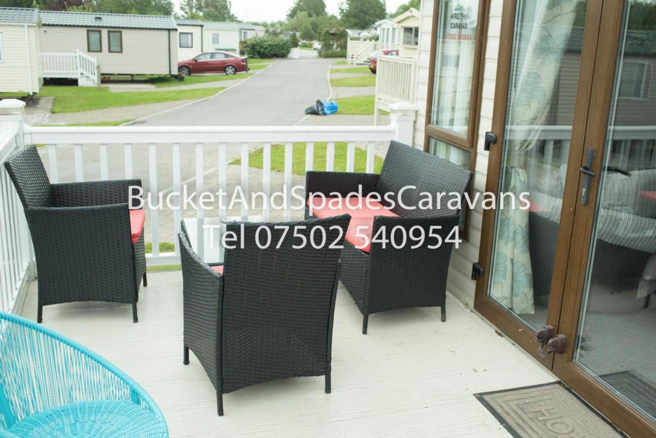 Blackpool Caravans Marton Mere エクステリア 写真