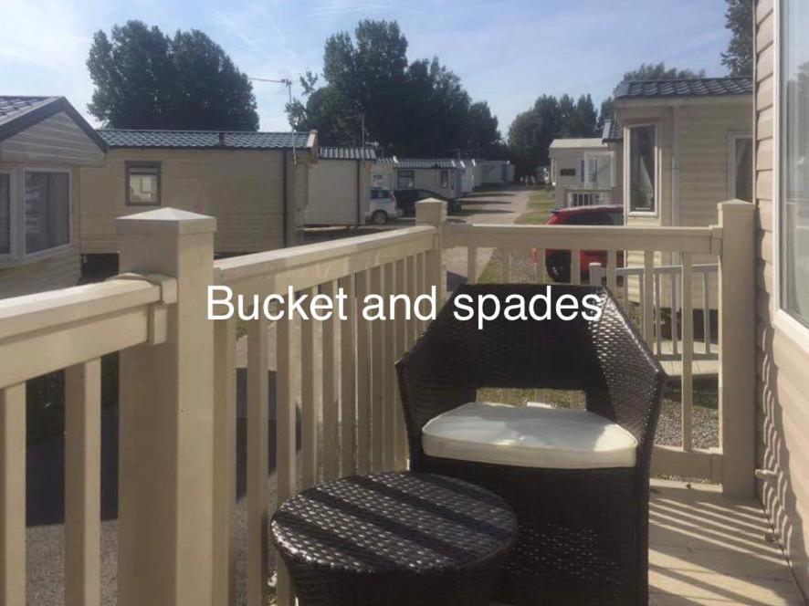 Blackpool Caravans Marton Mere エクステリア 写真
