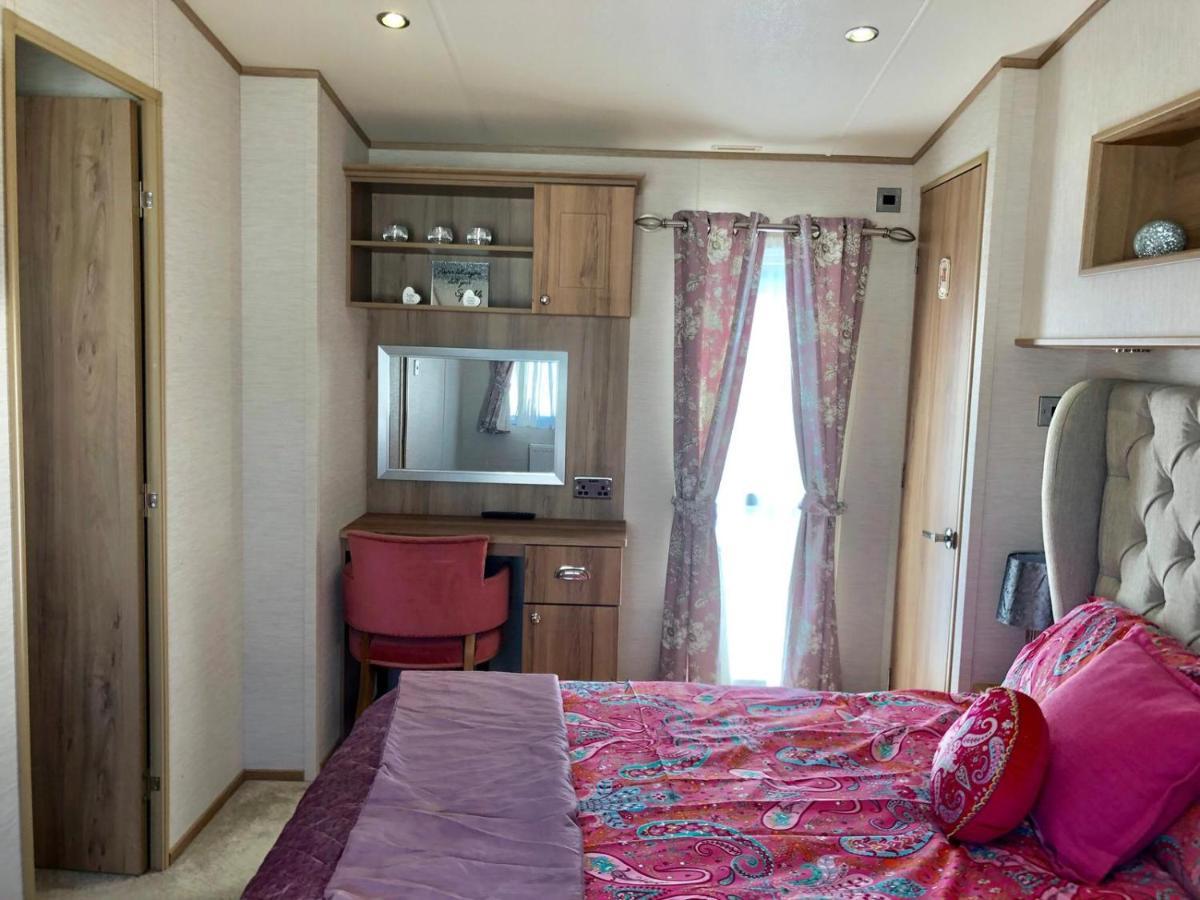Blackpool Caravans Marton Mere エクステリア 写真