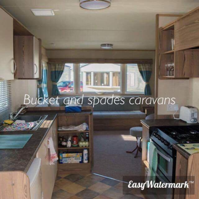 Blackpool Caravans Marton Mere エクステリア 写真