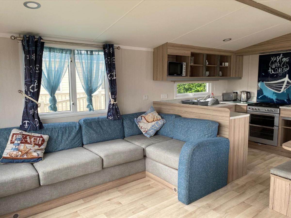 Blackpool Caravans Marton Mere エクステリア 写真
